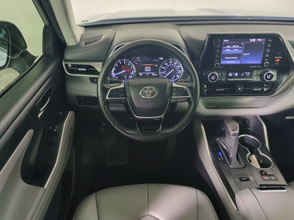 2021 Toyota Highlander XLE - Photo 20