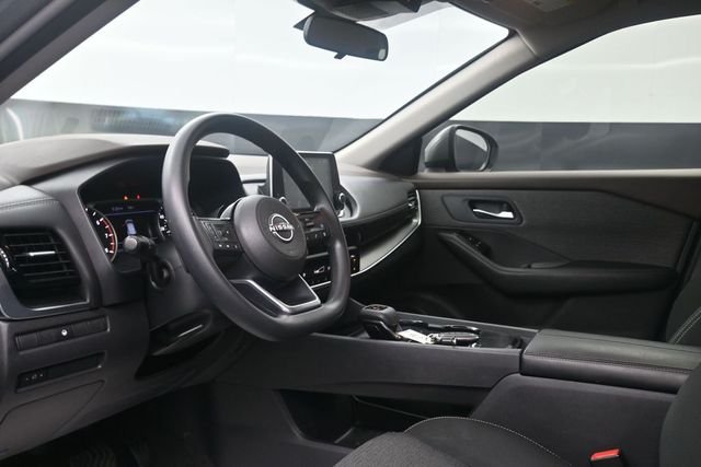 2023 Nissan Rogue SV - Photo 12