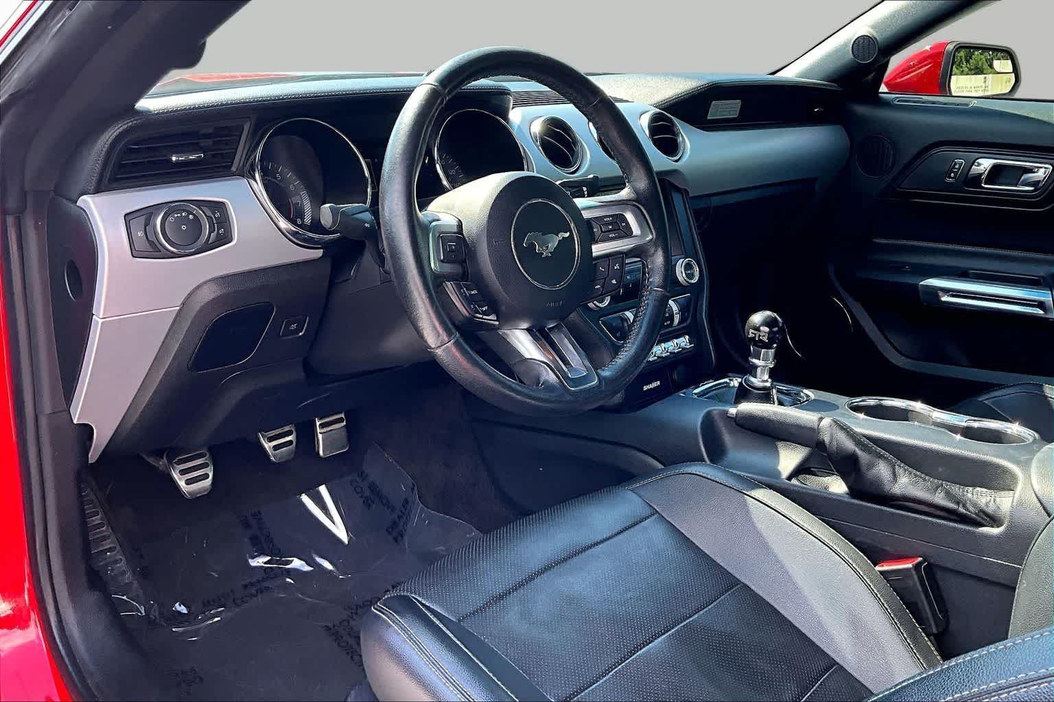 Used 2017 Race Red Ford GT Premium image 17