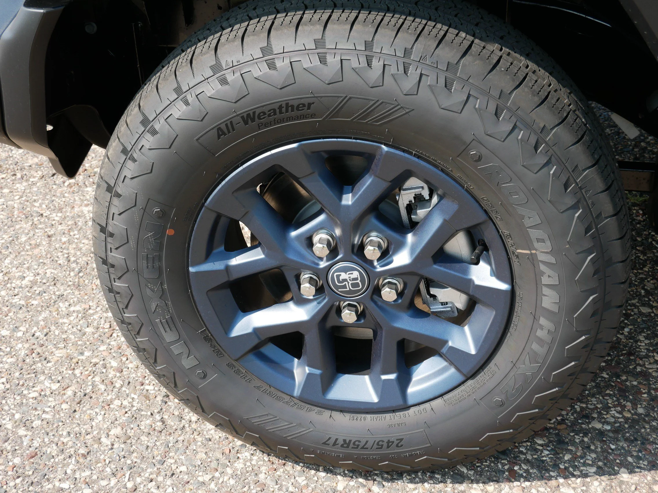 New 2026 Granite Crystal Metallic Clear-Coat Exterior Paint Jeep 85th Anniversary image 5