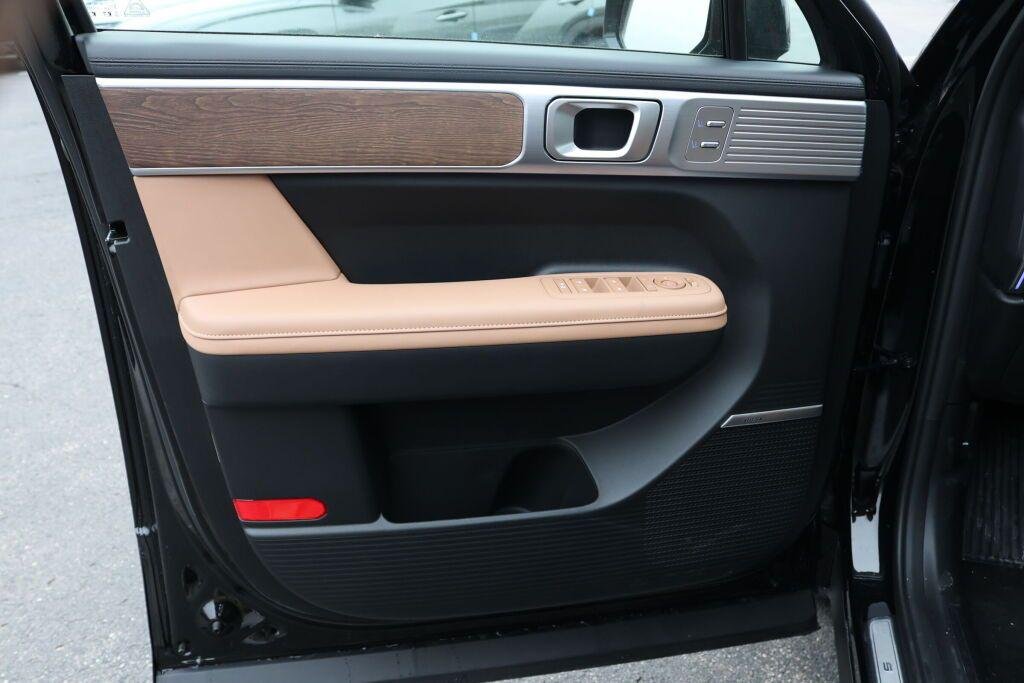 New 2026 Black Hyundai Calligraphy AWD image 21
