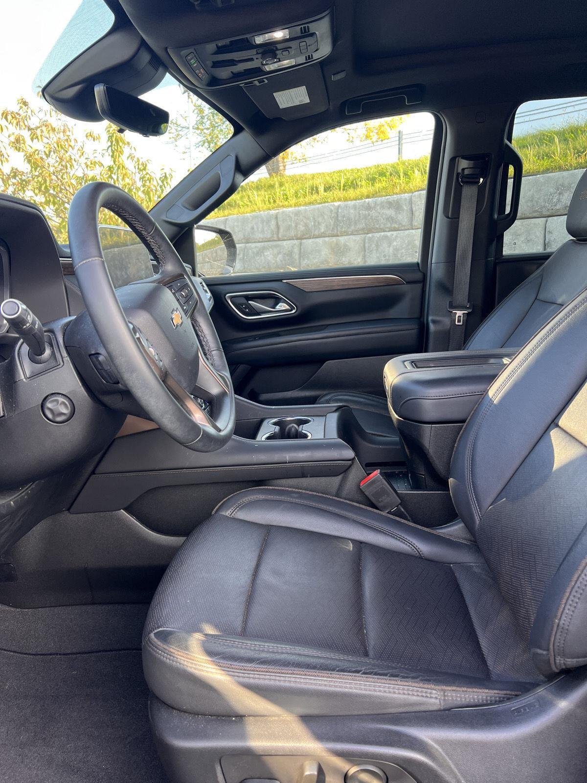 Used 2023 Black Chevrolet High Country image 20