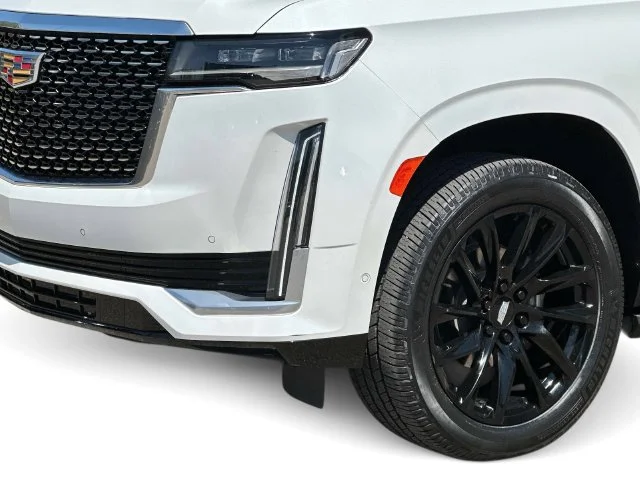 Used 2021 White Cadillac Premium Luxury image 9