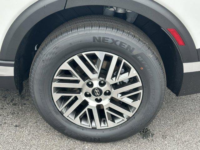 New 2026 Creamy White Pearl Hyundai SEL 7P image 17