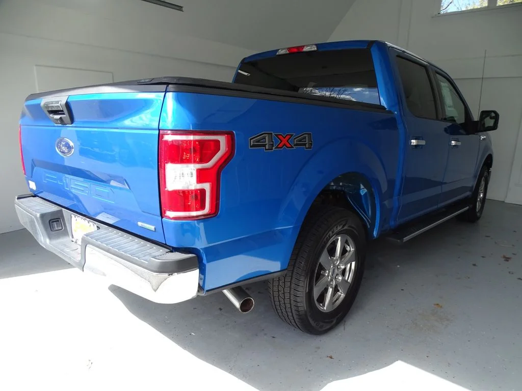 Used 2019 Blue Ford XLT image 4