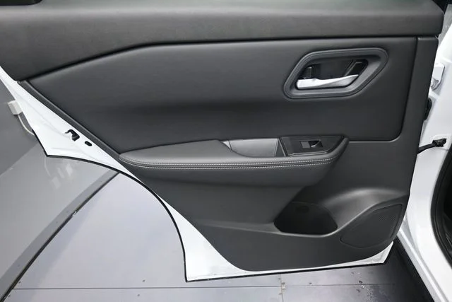 New 2026 Everest White Pearl TriCoat Nissan SV image 10