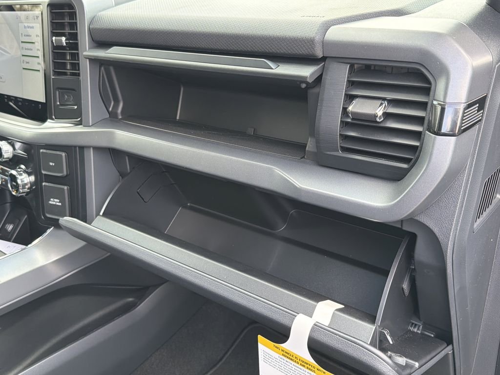 New 2025 White Ford XLT image 29