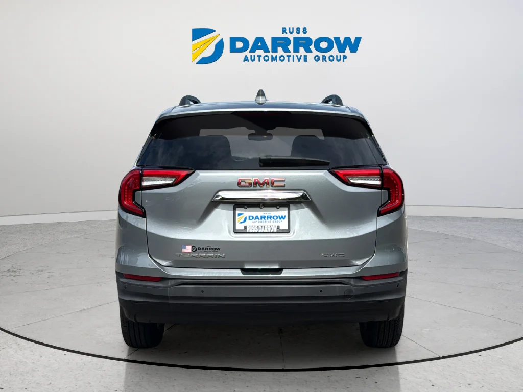 Used 2023 Silver GMC SLE image 4