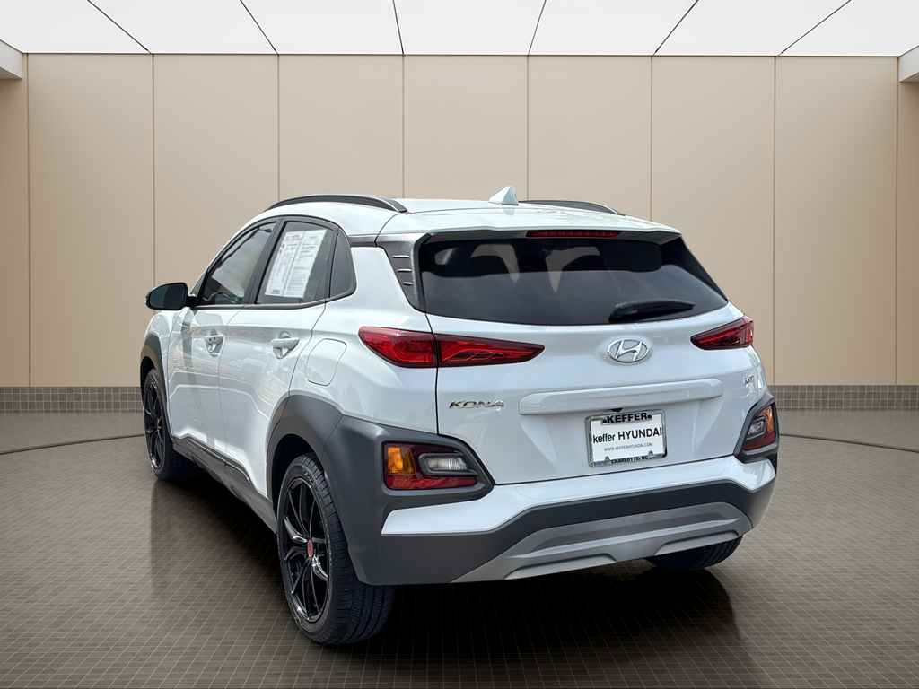 Used 2021 Chalk White Hyundai NIGHT image 3
