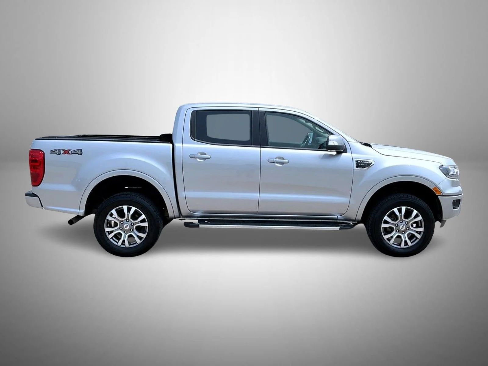 Used 2021 Silver Ford Lariat image 4