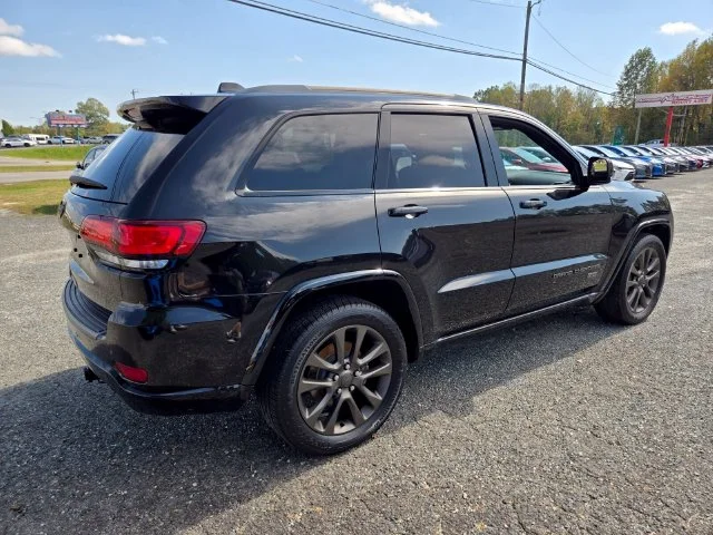 Used 2016 Black Jeep Limited image 8