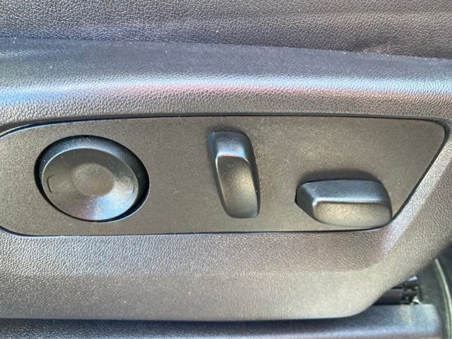 Used 2024 Red Chevrolet High Country image 41