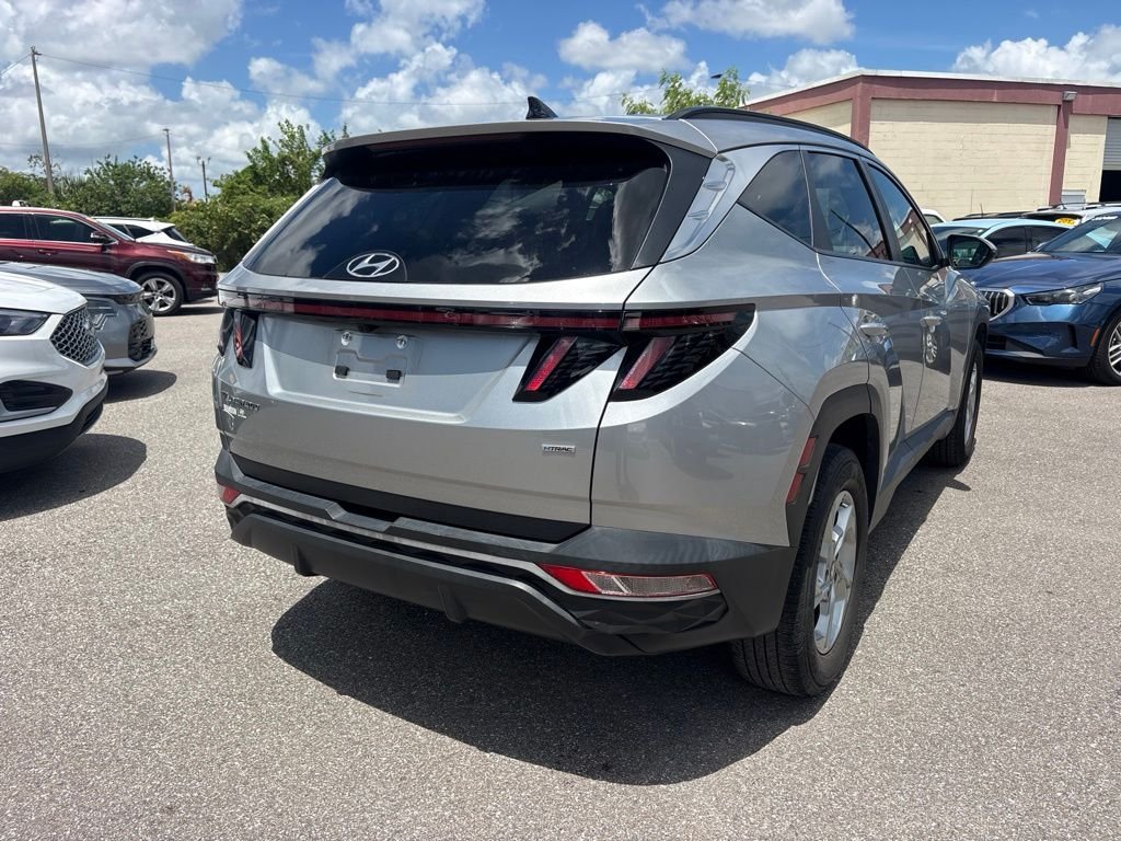 Used 2023 Silver Hyundai SEL image 3