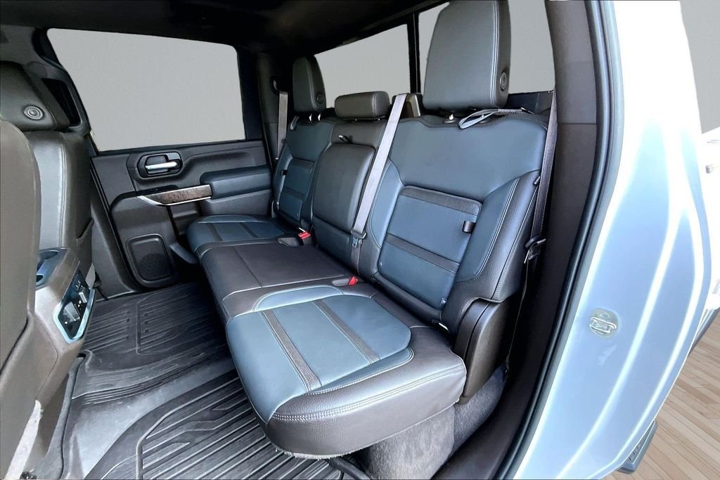 Used 2020 White GMC Denali image 25