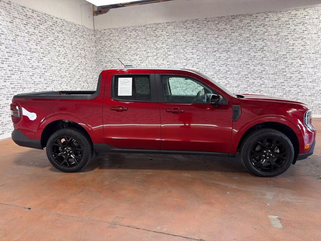 Used 2025 Ruby Red Met Tinted CC Ford Lariat image 8
