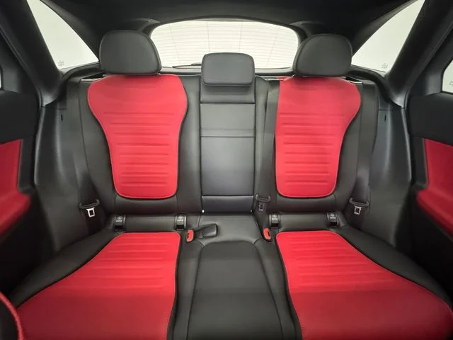 New 2026  Mercedes-Benz GLC 300 image 7