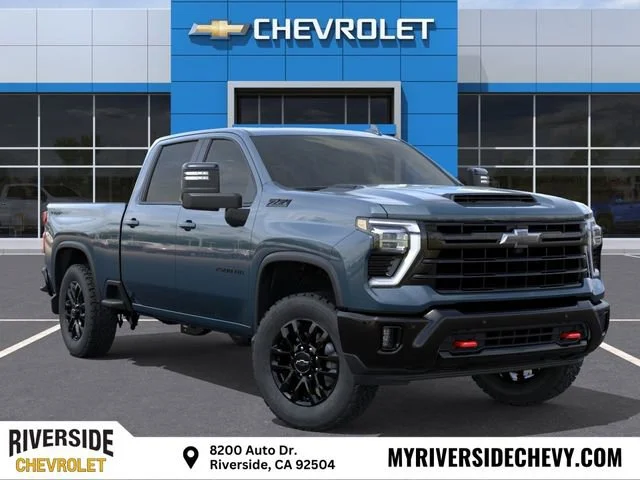 2026 Chevrolet Silverado HD LTZ 4WD Crew Cab Standard Box's photo