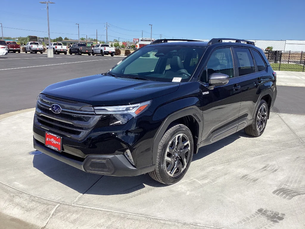 New 2026 CRYSTAL BLACK SILICA Subaru Limited Hybrid image 7
