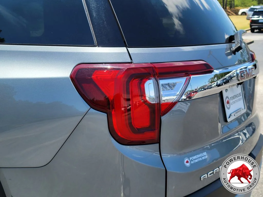 Used 2023 Silver GMC SLT image 13