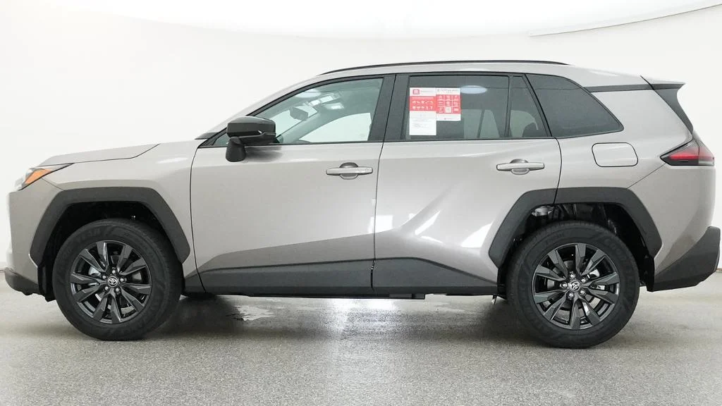 New 2026 Meteor Shower Toyota XLE Premium image 2