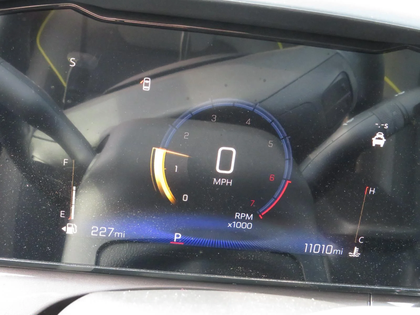 Used 2025 Cacti Green Chevrolet ACTIV image 14