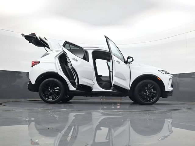 2024 Buick Encore GX Sport Touring - Photo 33