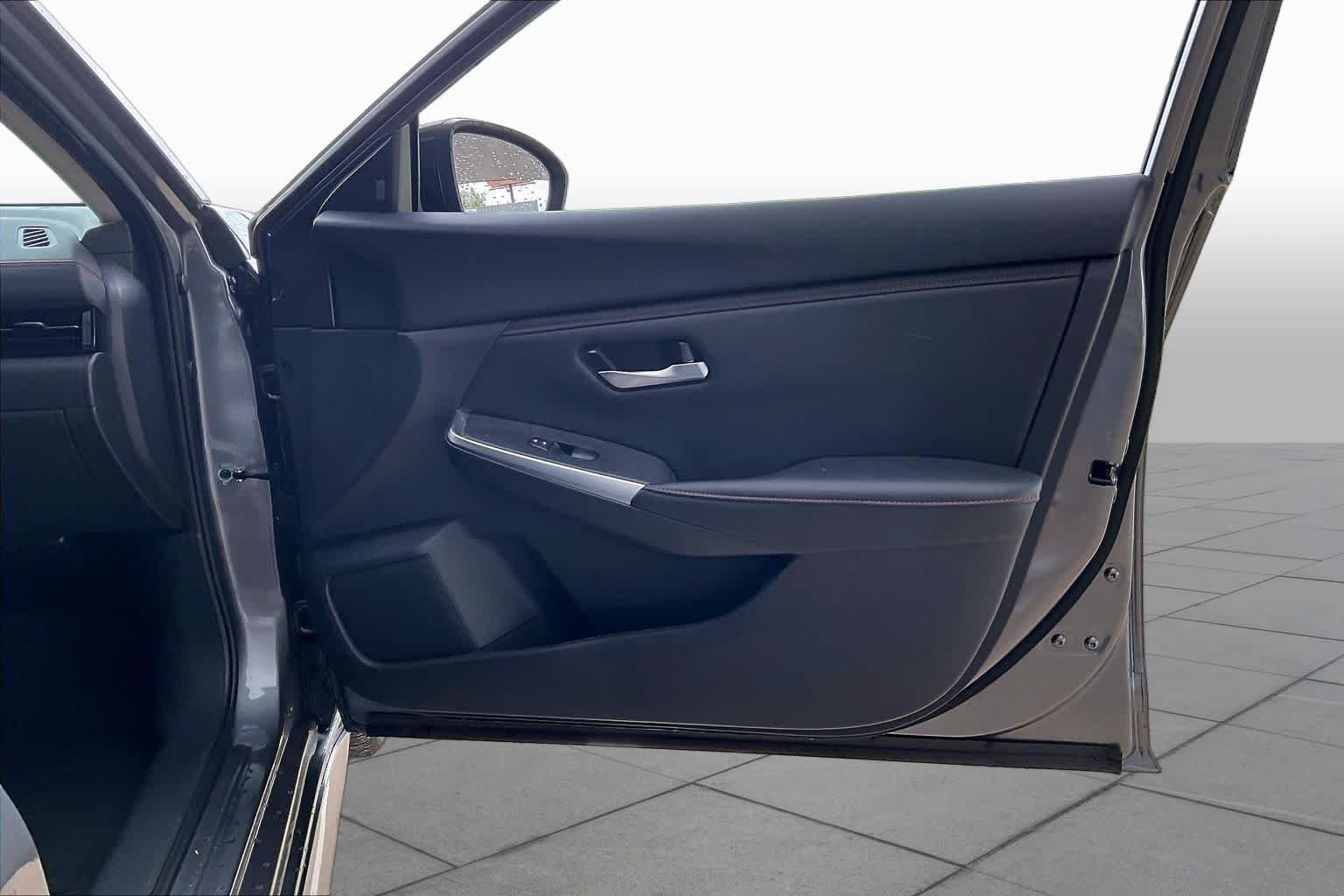 Used 2025 Gun Metallic Nissan SR image 19
