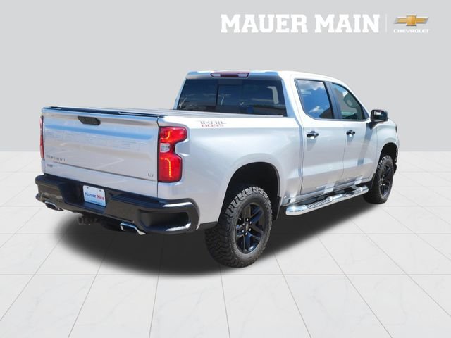 Used 2020 SILVER ICE METALLIC Chevrolet LT Trail Boss image 7