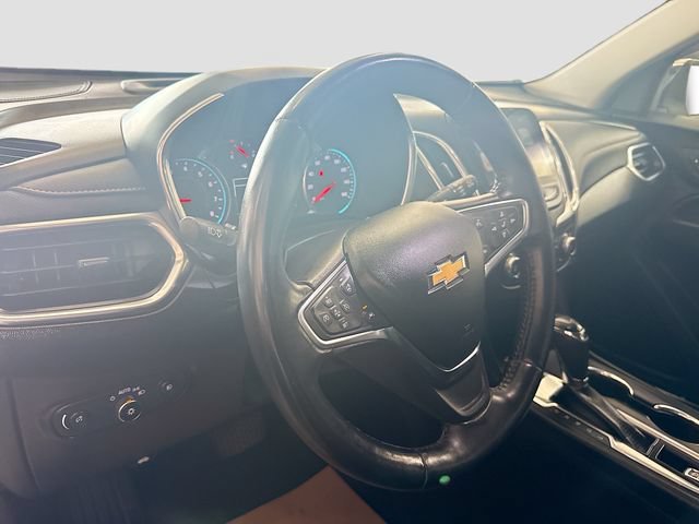 Used 2018 IRIDESCENT PEARL TRICOAT Chevrolet Premier image 10