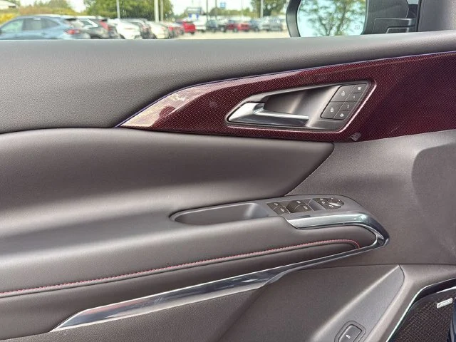2027 Chevrolet Traverse RS - Photo 24