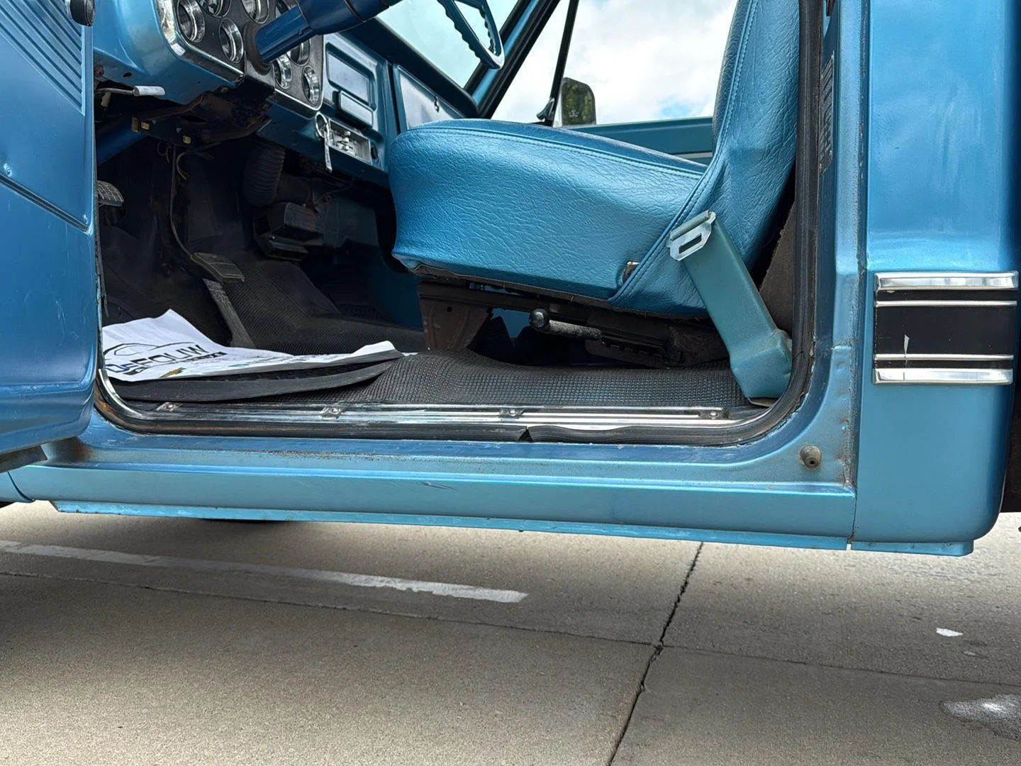 Used 1970 White Chevrolet  image 28