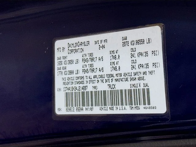 Used 2004 Patriot Blue Pearl Dodge SLT image 26