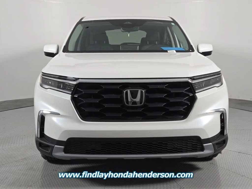 Certified Used 2025 Platinum White Pearl Honda EX-L image 8