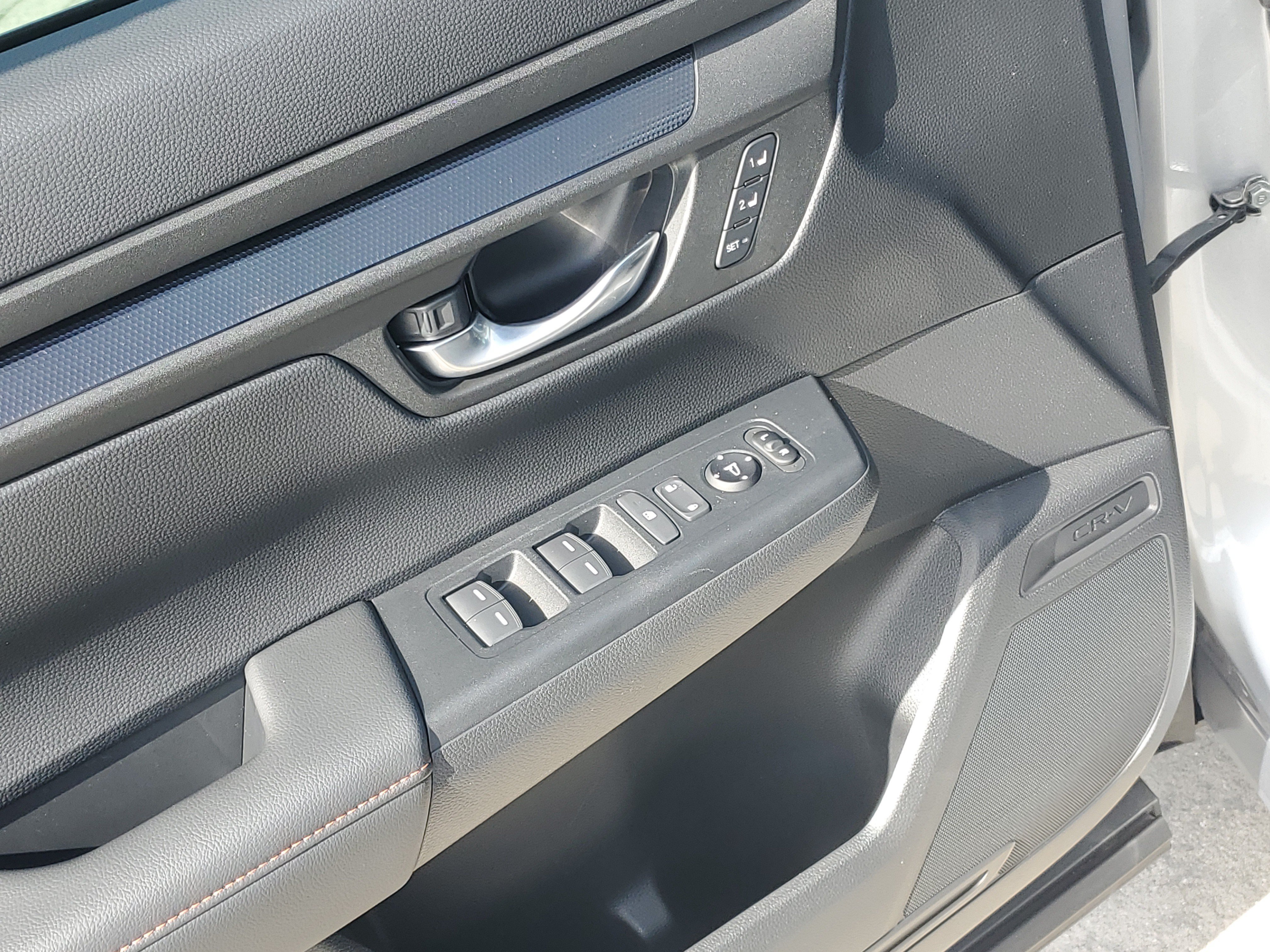 Used 2024 Lunar Silver Metallic Honda Sport-L image 25