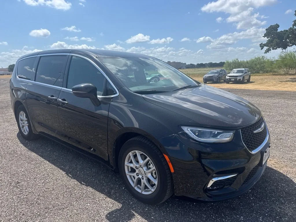 2025 Chrysler Pacifica
