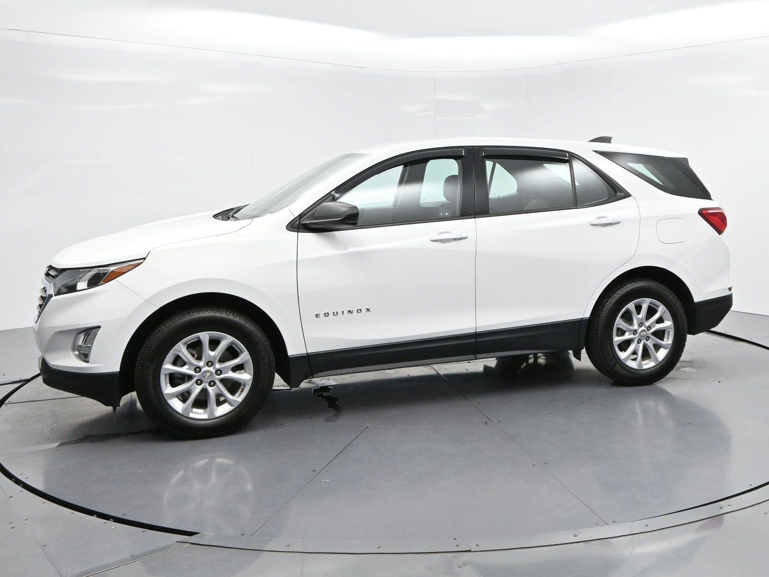 Used 2019 SUMMIT WHITE Chevrolet LS image 4