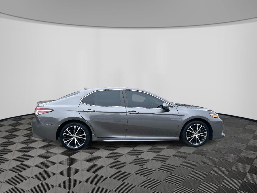 Used 2019 Gray Toyota SE image 6