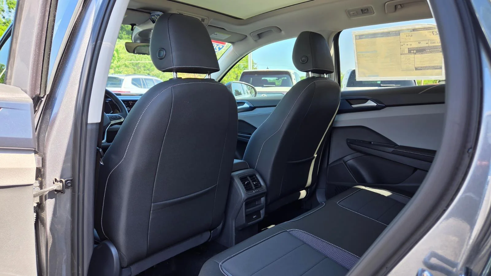 2024 Volkswagen Taos SE - Photo 46