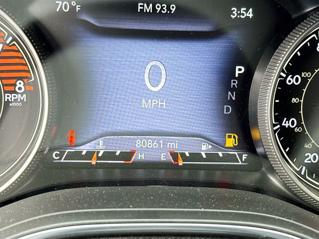 Used 2020 Diamond Black Crystal Pearlcoat Jeep Limited image 12