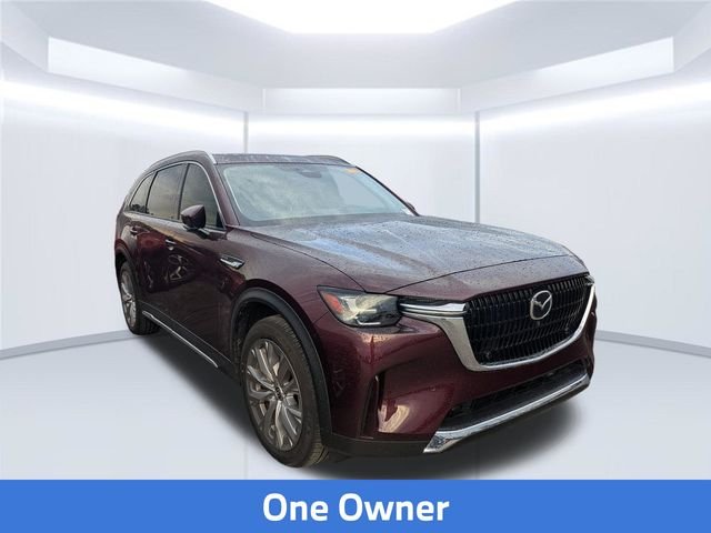 Used 2025 Red Mazda 3.3 Turbo Premium Plus image 2