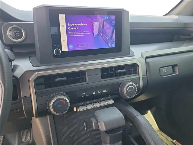 Used 2025 Ice Cap Toyota SR5 4x2 image 18