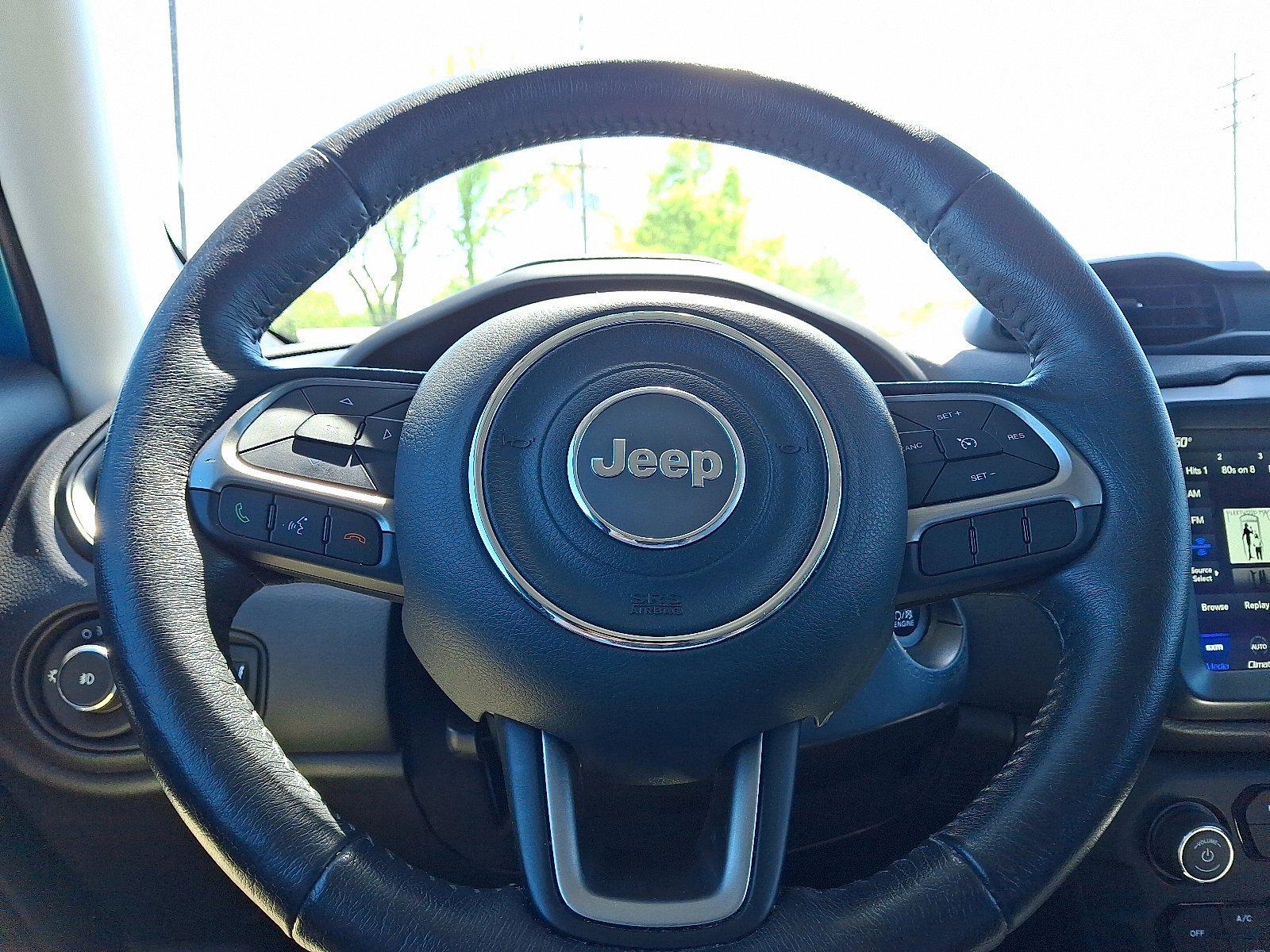 2022 Jeep Renegade Limited - Photo 24