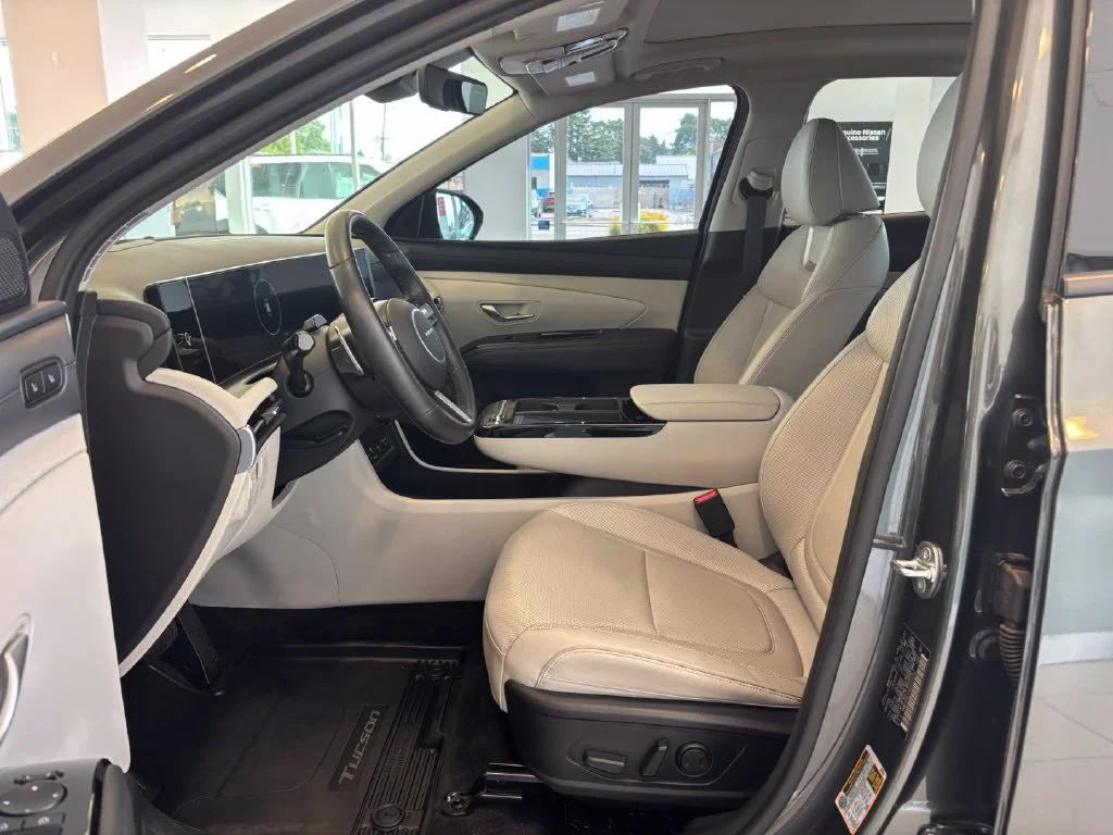 Used 2025 Gray Hyundai Limited image 13