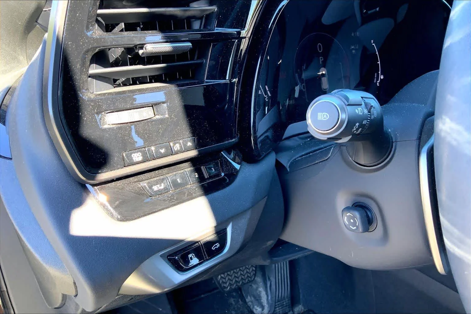 Certified Used 2023 Caviar Lexus Premium Plus image 36