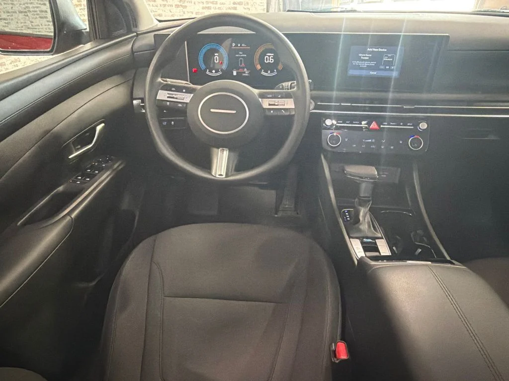 Used 2025 Ultimate Red Hyundai SEL image 15