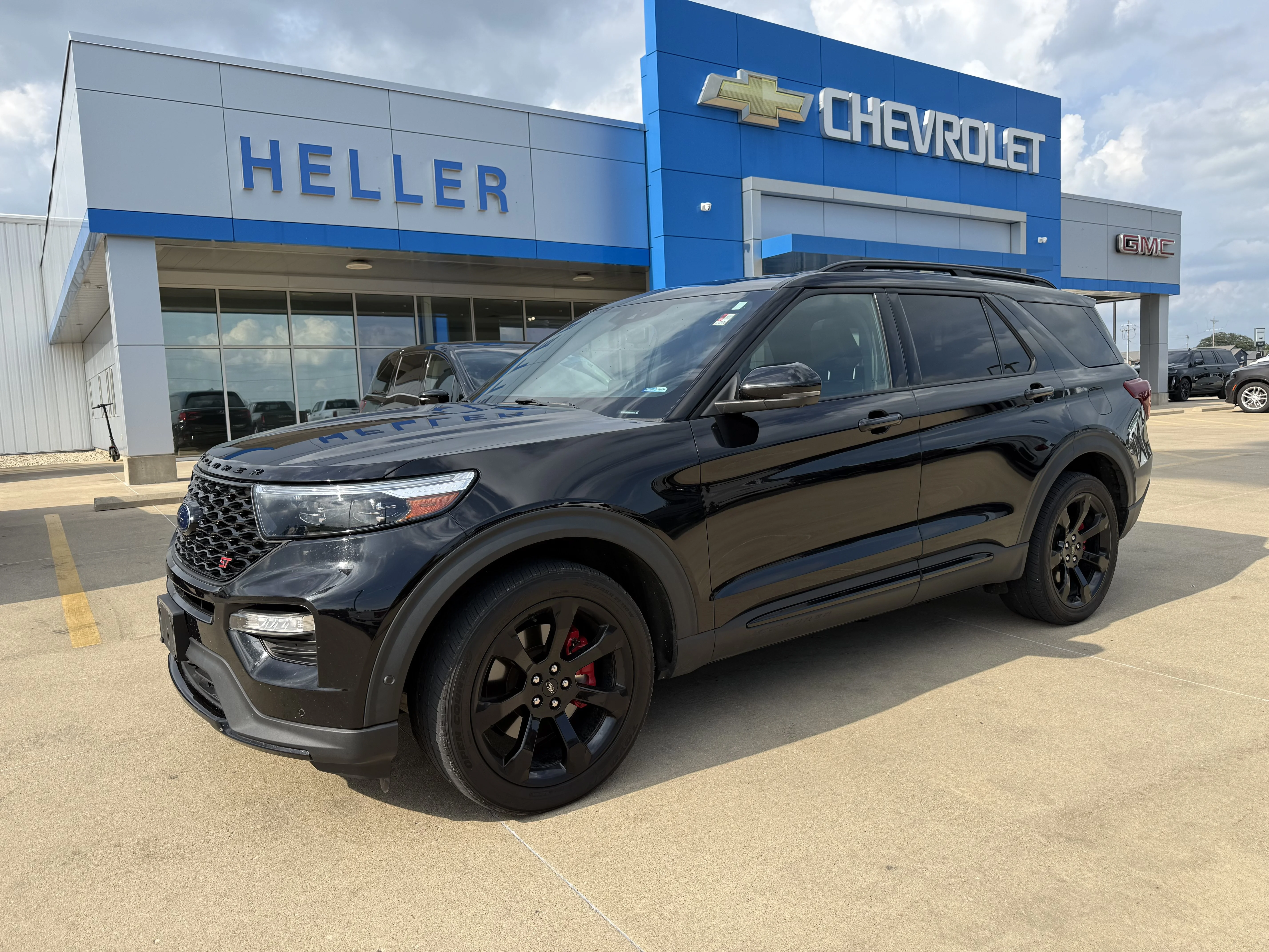 Used 2021 Black Metallic Ford ST image 3