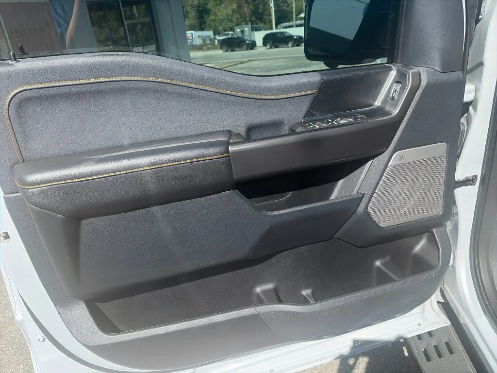 Used 2025 White Ford Tremor image 12