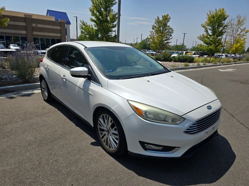 Used 2015 White Platinum Metallic Tri-Coat Ford Titanium image 7