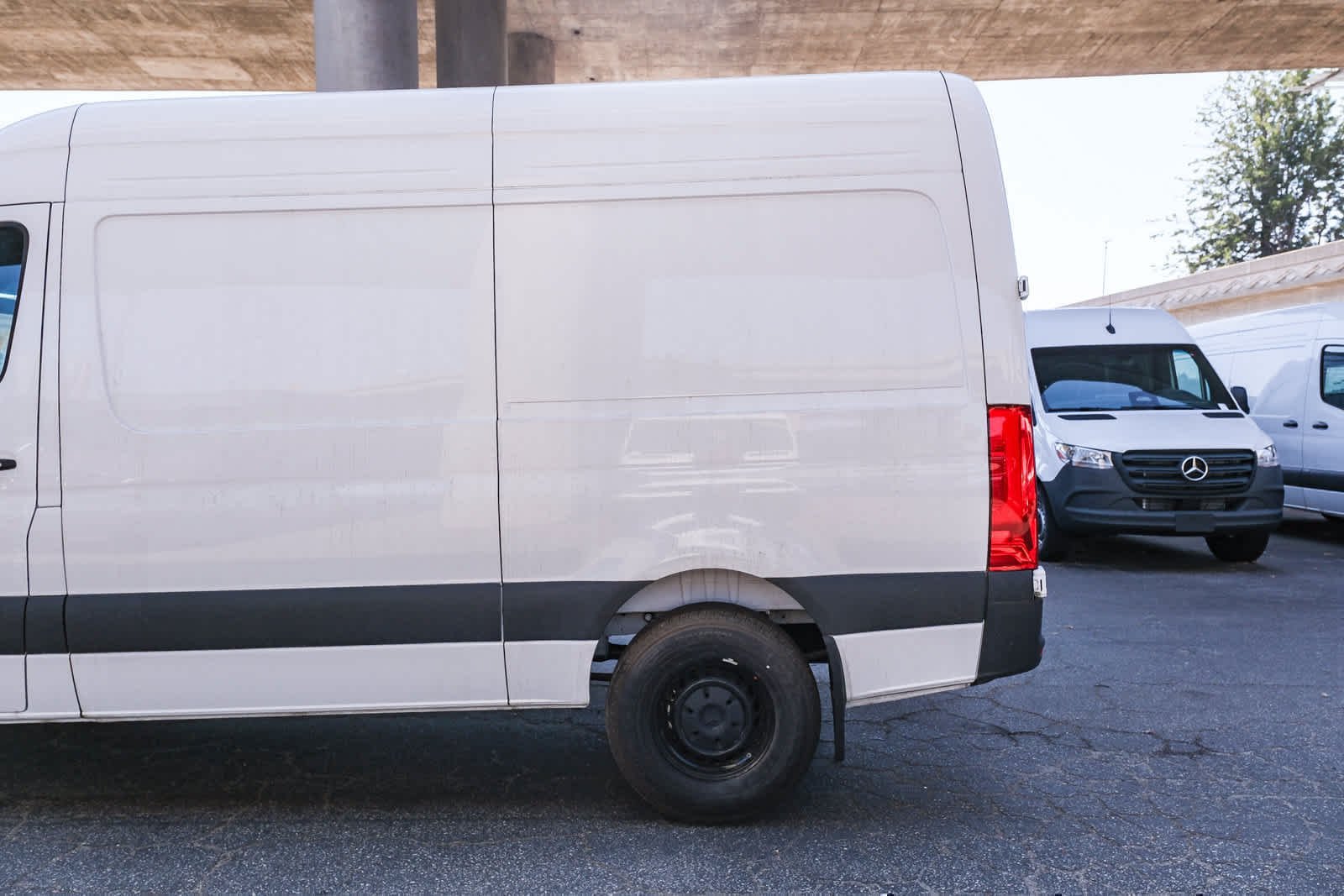 New 2025 Arctic+White Mercedes-Benz Cargo 144 WB  RWD 2.0L 4-Cylinder image 8
