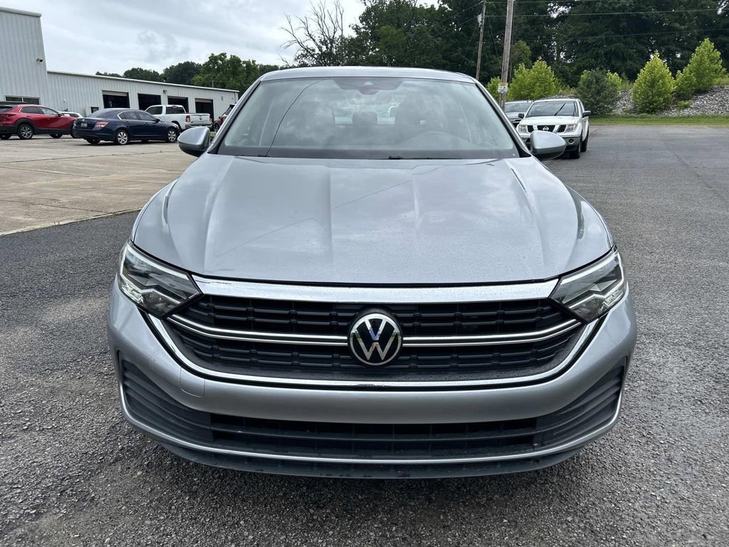Used 2024 Silver Volkswagen S image 9